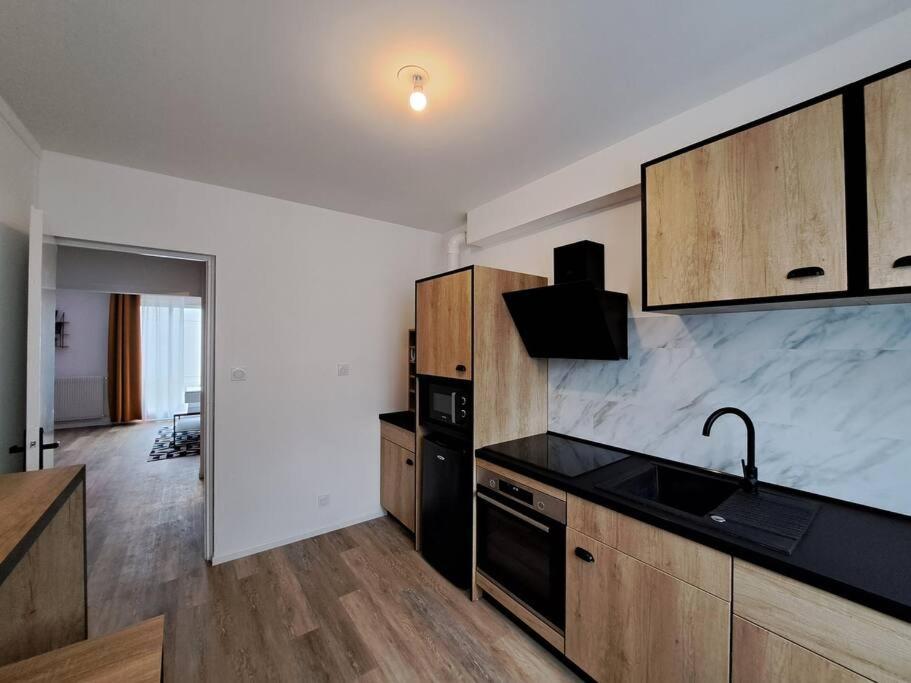 Camden - Exterieur Et Parking Apartman Reims Kültér fotó