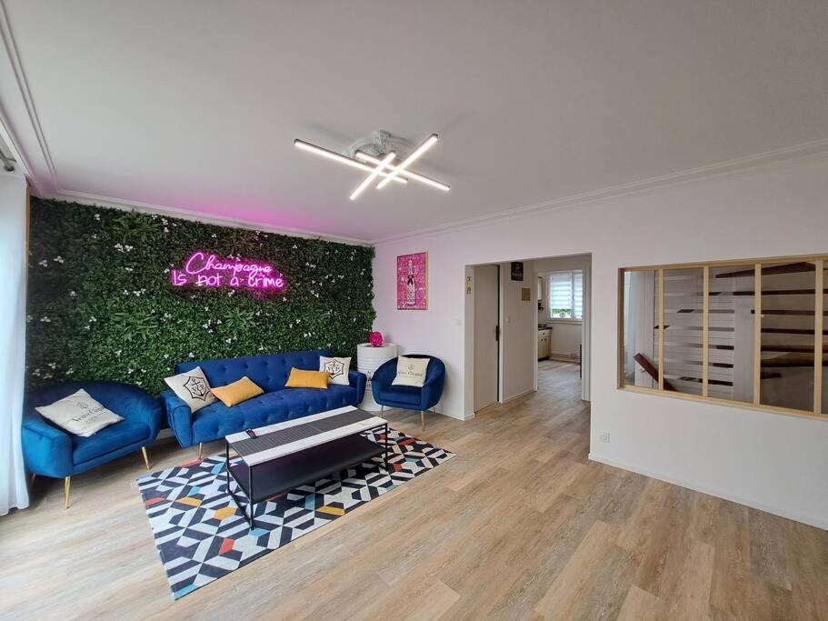 Camden - Exterieur Et Parking Apartman Reims Kültér fotó