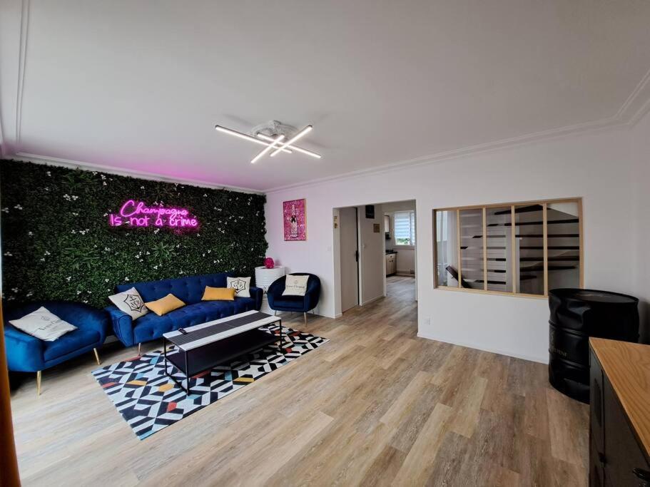 Camden - Exterieur Et Parking Apartman Reims Kültér fotó